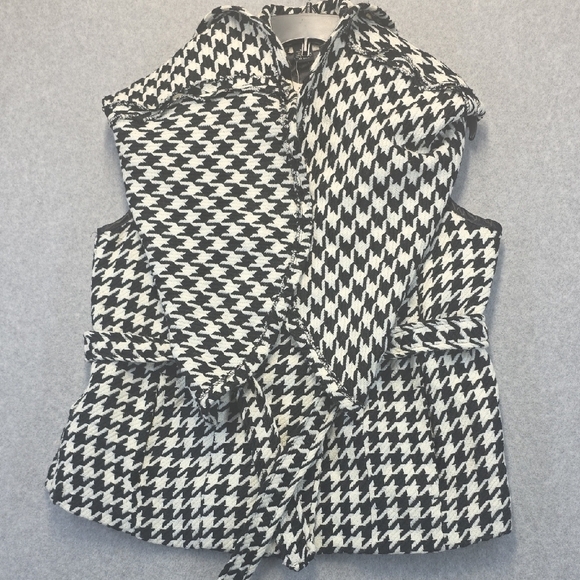 Cejon Houndstooth Cape Poncho Black White Wool Blend M/L NWT - Picture 7 of 13